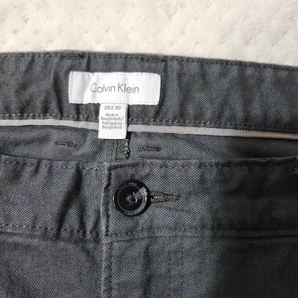 Calvin Klein Men’s Slim Fit Pants – Size 38x30 – Charcoal Gray - Picture 2 of 10